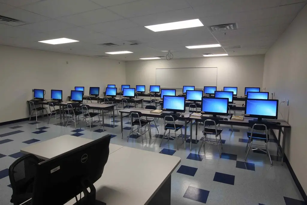 school computer lab images